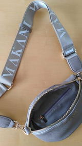 L.M. review photo