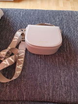 A.W. review photo