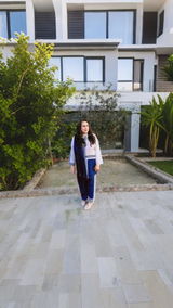 Mamoona hussain columnist review photo