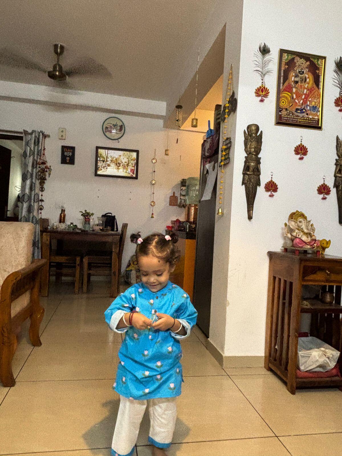 Sheuli Biswas review photo