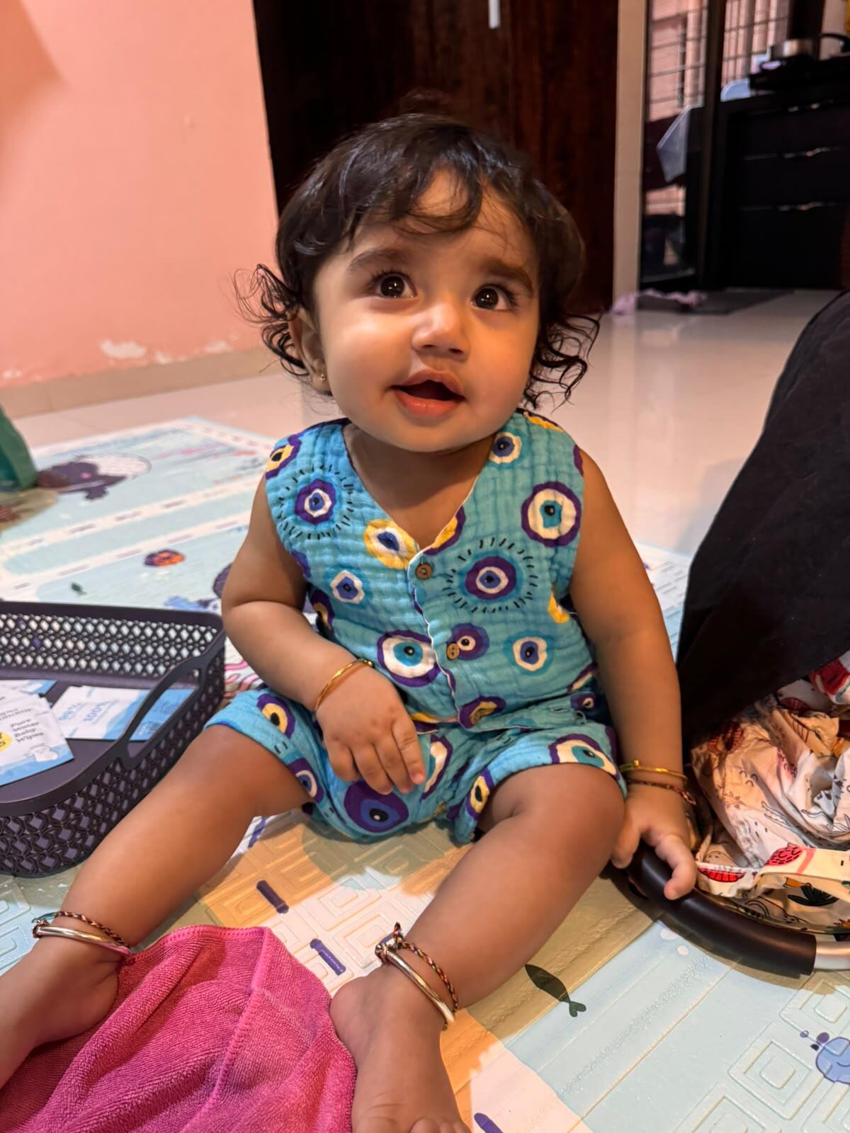 Priyanka Soni review photo