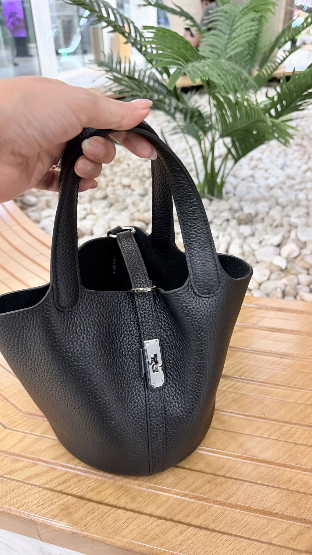 NARA BAG - BLACK
