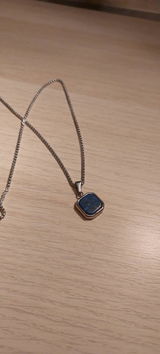 Caro review photo