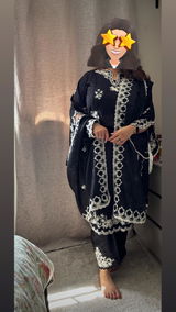 Madiha Niaz review photo