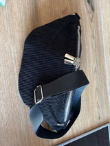 Karin Bauer review photo