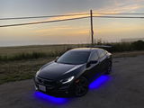 H review photo
