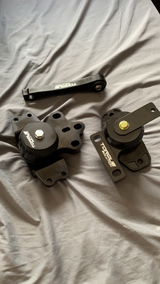 c.h. review photo