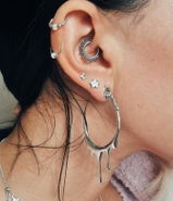 Dripping Oval Tunnel Hoops
