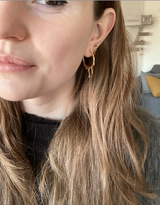 Dripping Circular S Hoop Earrings