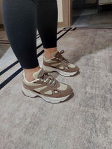 S** K** review photo