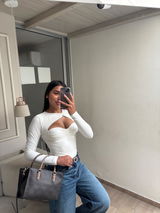 Camila Arias review photo