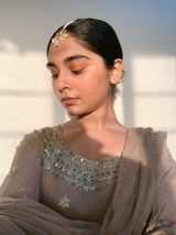 Sushmita review photo