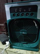 Rohit Khatri review photo