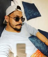 Manish review photo