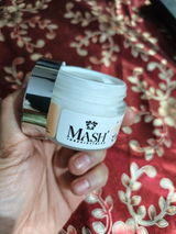 Customer photo from Emanfatima