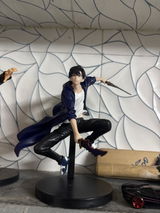 SUNG JINWOO ACTION FIGURE WITH STAND AND DAGGERS (22 CM HEIGHT) - SOLO LEVELING