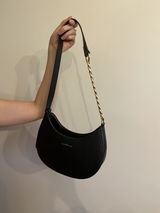 A.C. review photo