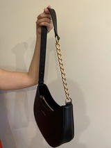 A.C. review photo