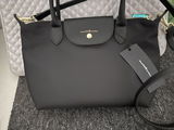 J. review photo