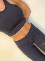Dominika review photo