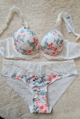 Diany review photo