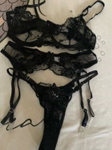 Nela review photo