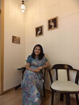 Manali Kamath review photo