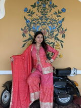Aarti review photo