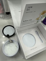 Felicia Zhou review photo