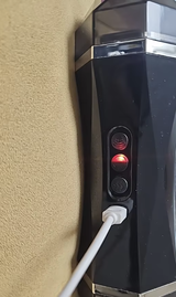 Leo review photo