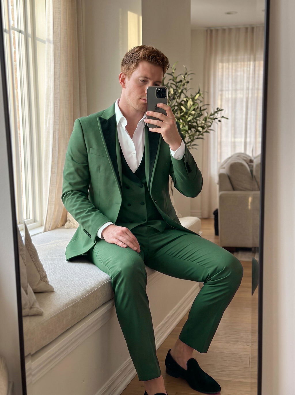Menseventwear Formal 3 Pieces Mens Suit Classic Flat Peak Lapel Solid Tuxedos (Blazer+vest+Pants)