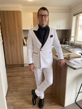 Liam Anderson review photo