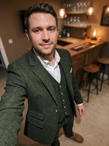 Alexander Mitchell review photo