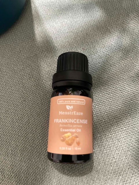 Frankincense Essential Oil Dropper Bottle for Skin, Candle Making and Body Massages, 10ml