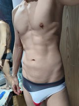 P.Y. review photo