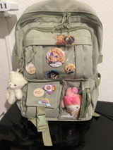M**e review photo