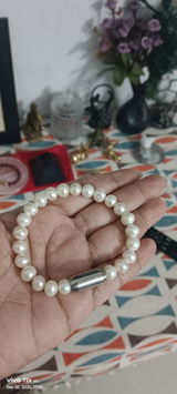 Minal W. review photo