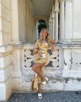VIVIANE review photo