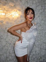 Chelsea Pereira review photo