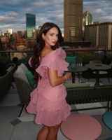 Nicole Frias review photo