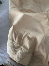 Mariana review photo