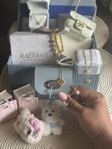 Roxzana Kelly review photo