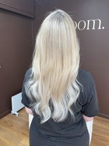 Davinia Leech review photo