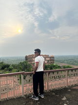 Khush Gupta review photo