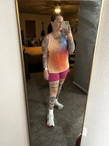 Dee review photo