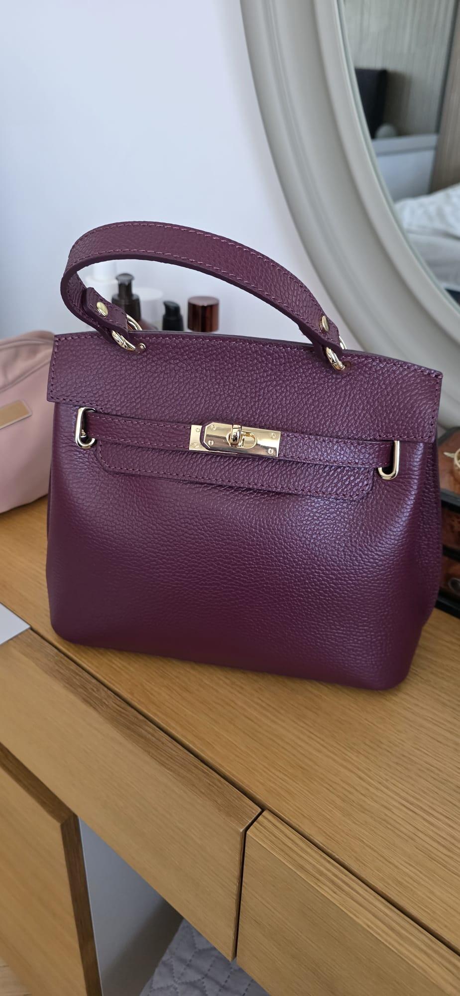 Mia Burgundy – Kundenfoto