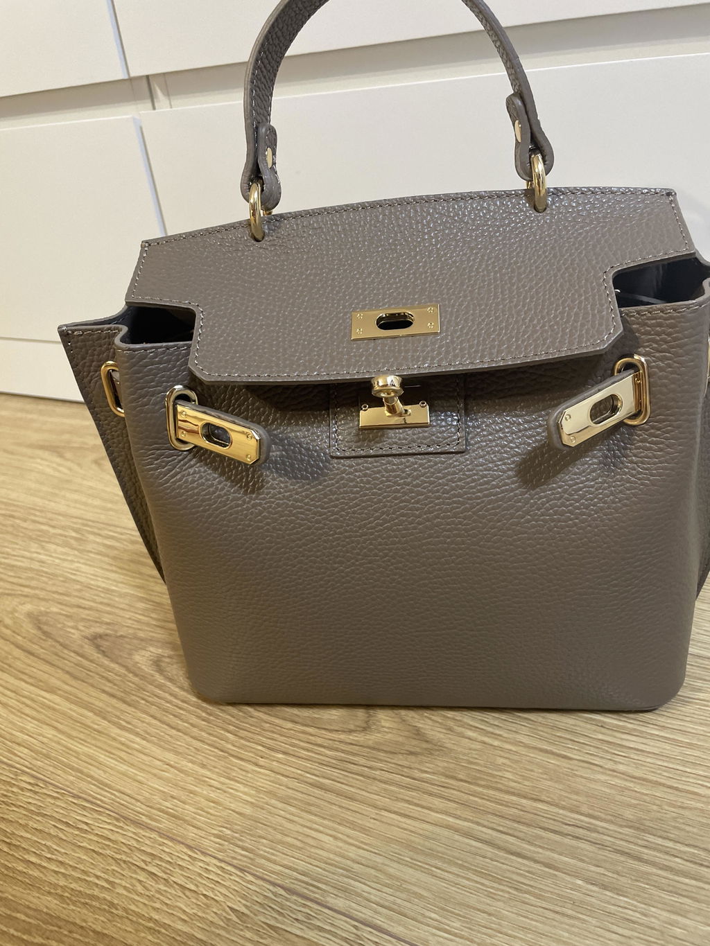 Mia Taupe – Kundenfoto