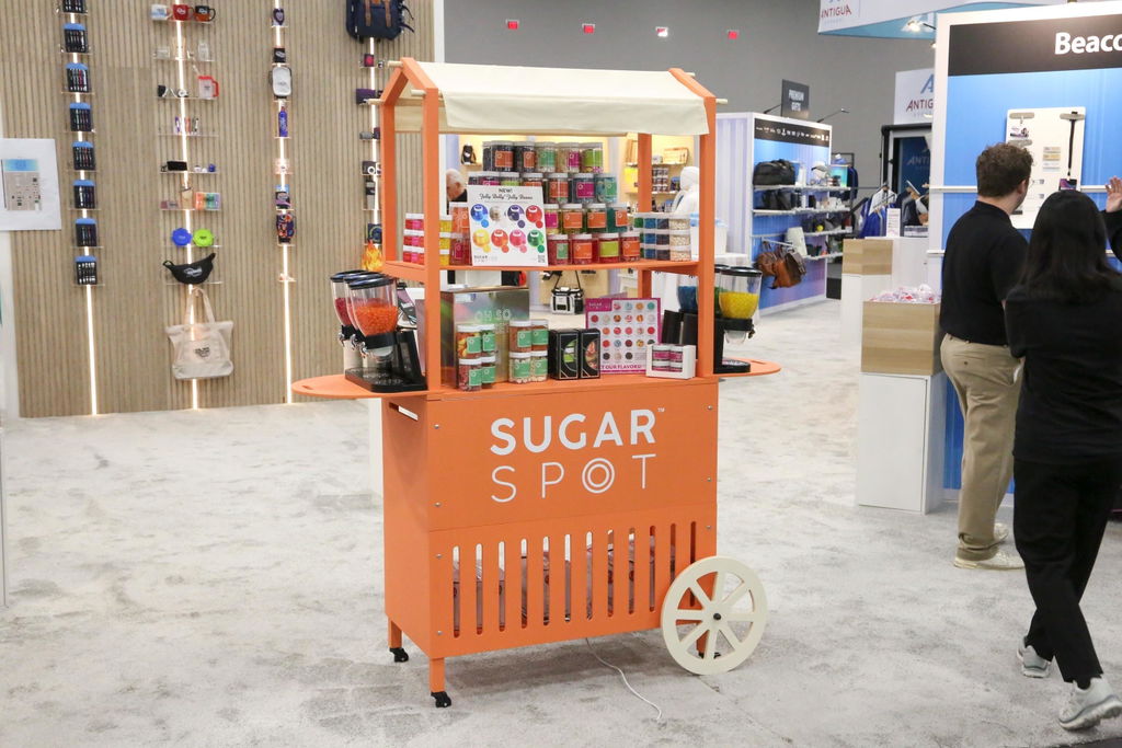 Customizable Event Cart VC-11-W-ML | custom color
