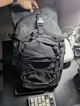 r. review photo