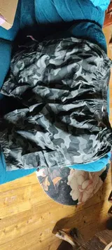 J. review photo